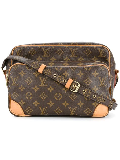 louis vuitton nile shoulder bag|Louis Vuitton Pre.